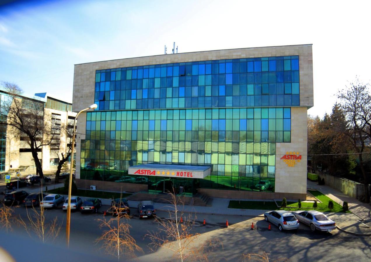 Astra Hotel Ałma Ata Zewnętrze zdjęcie