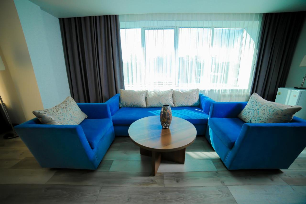 Astra Hotel Ałma Ata Zewnętrze zdjęcie
