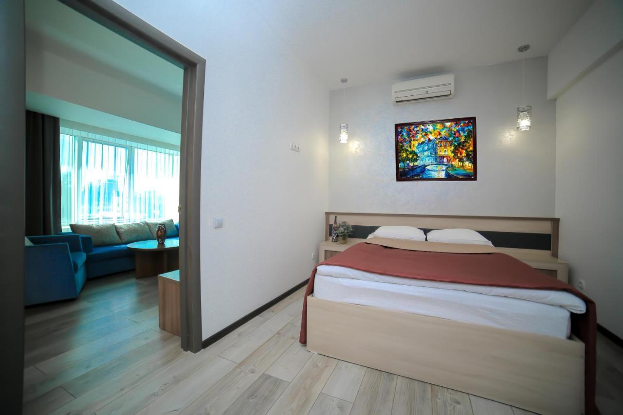 Astra Hotel Ałma Ata Zewnętrze zdjęcie