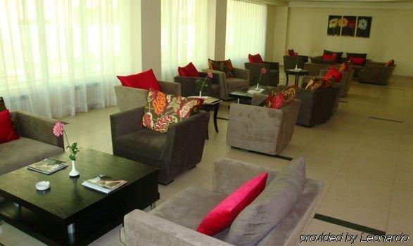 Astra Hotel Ałma Ata Zewnętrze zdjęcie