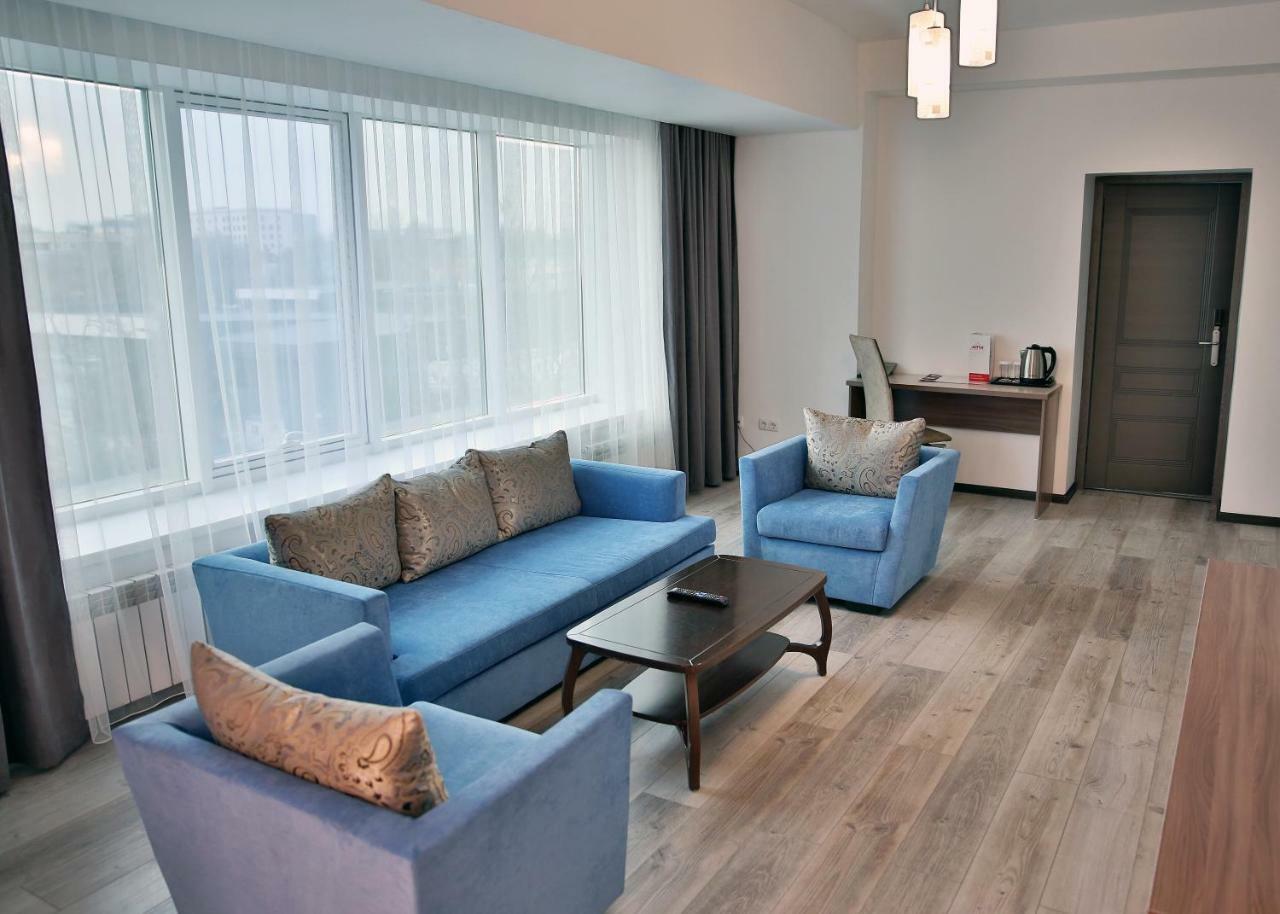 Astra Hotel Ałma Ata Zewnętrze zdjęcie